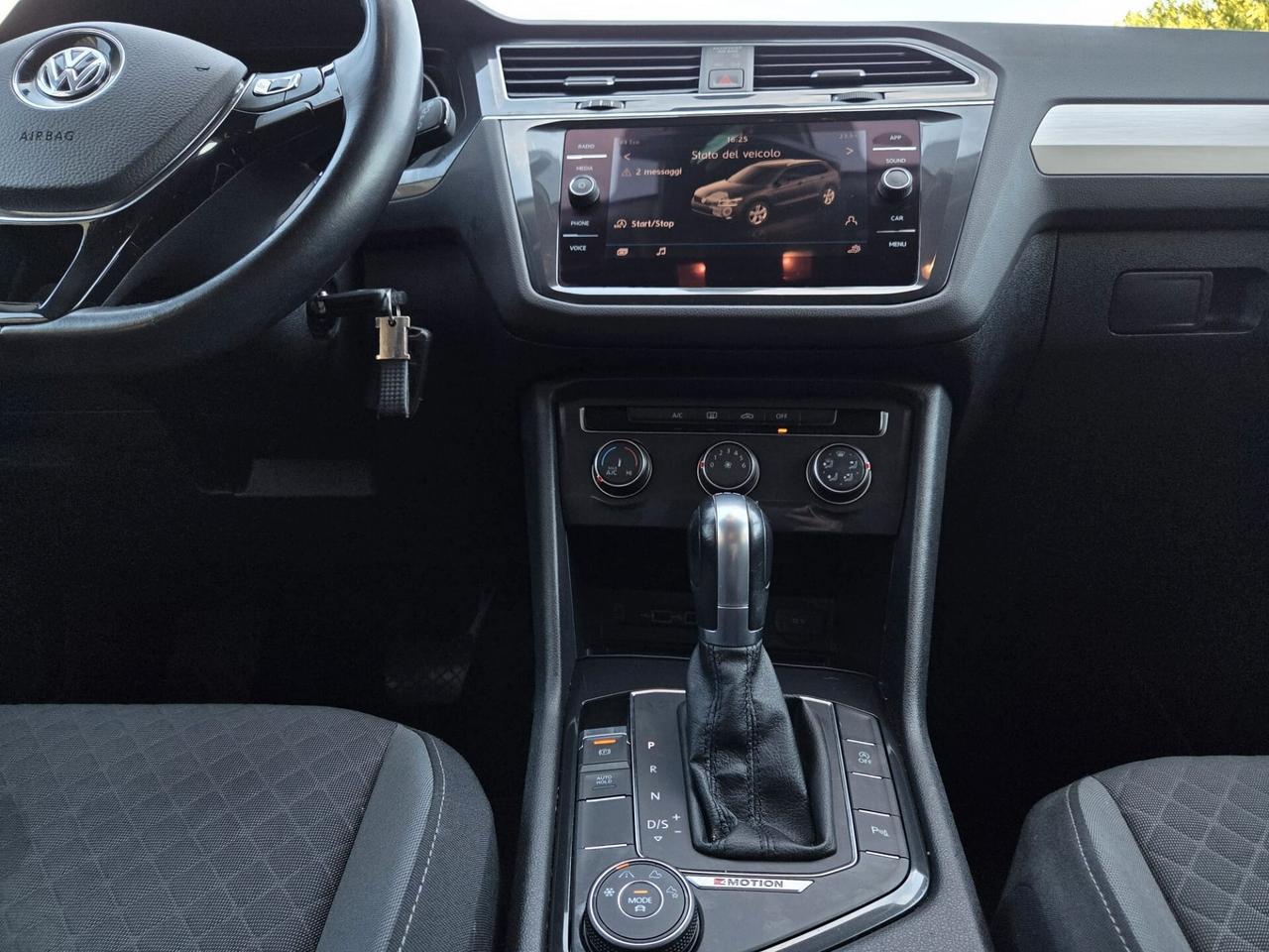 Volkswagen Tiguan 2.0 TDI SCR DSG 4MOTION Sport BMT