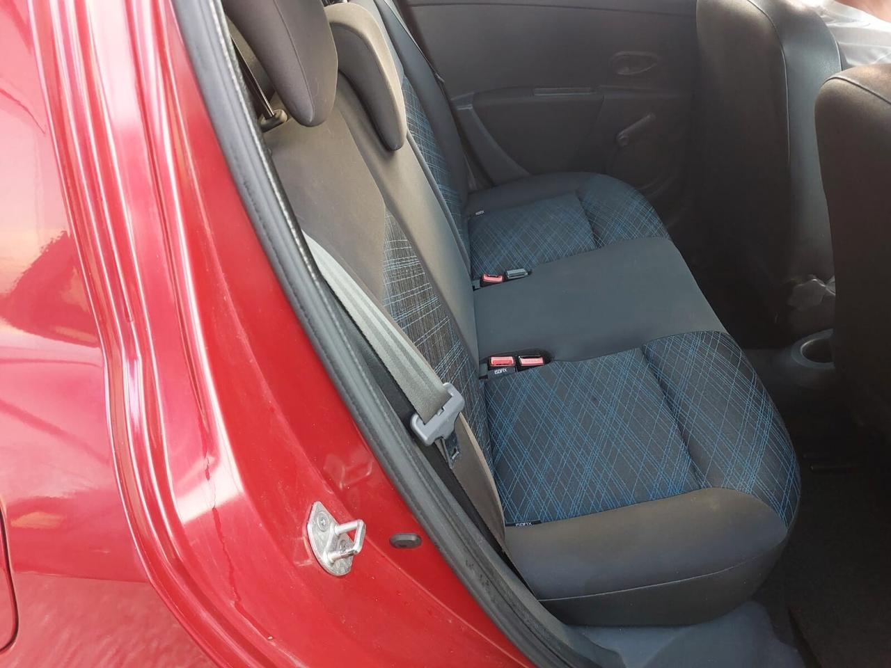 Renault Clio Storia 1.2 16V 5 porte Dynamique