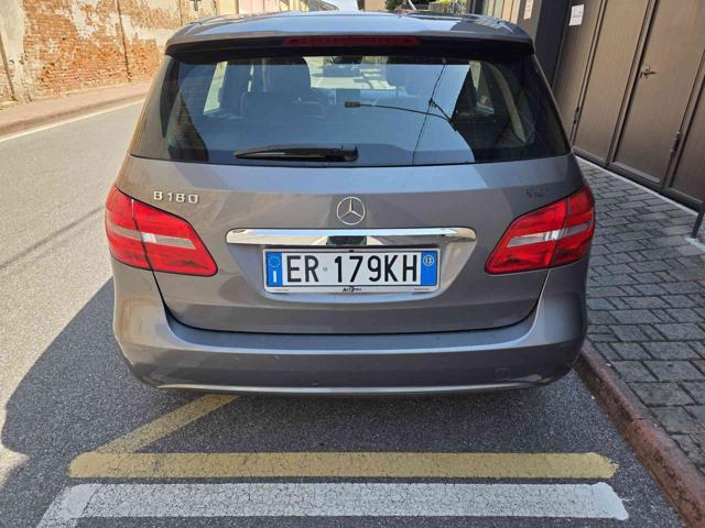 MERCEDES-BENZ B 180 Executive