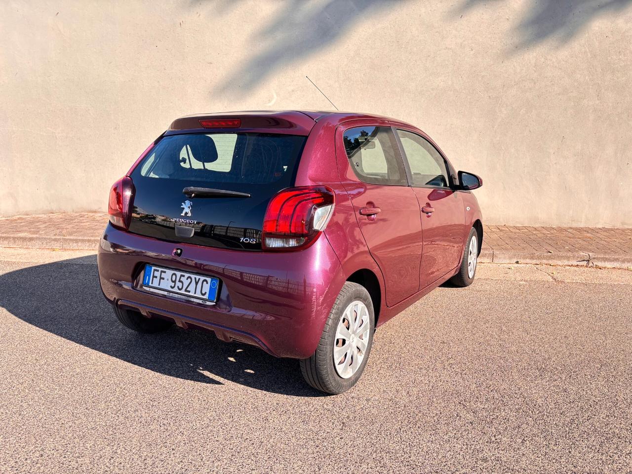 Peugeot 108 VTi 68 5 porte Roland Garros TOP!