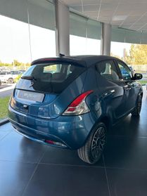 Lancia Ypsilon 1.0 FireFly 5 porte S&S Hybrid Platino