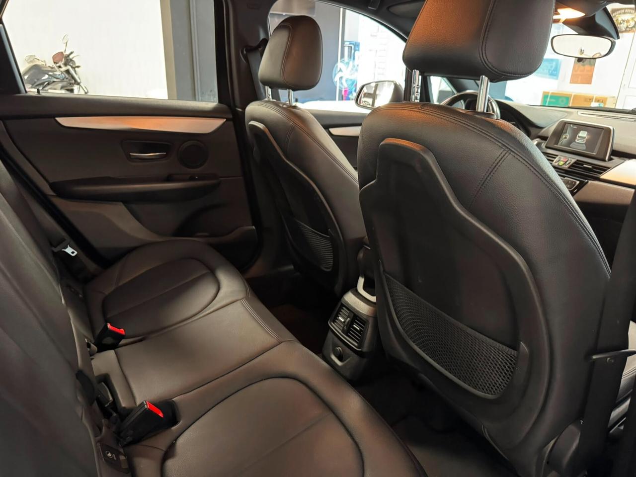 Bmw 2er Active Tourer 218d Luxury