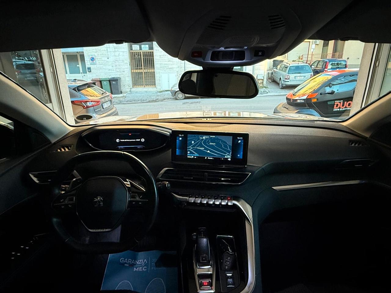 Peugeot 3008 BlueHDi 130 S&S EAT8 Active Pack