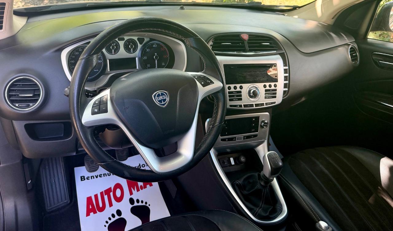 Lancia Delta 2012 1.6 MJT 120 CV Gold ok neopatentati ! ! !
