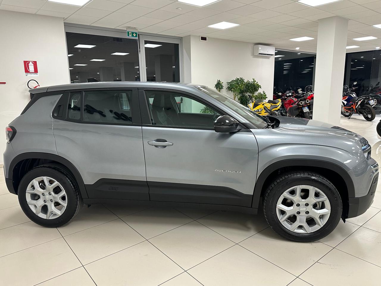 Jeep Avenger 1.2 Turbo 100 CV Altitude - 2024
