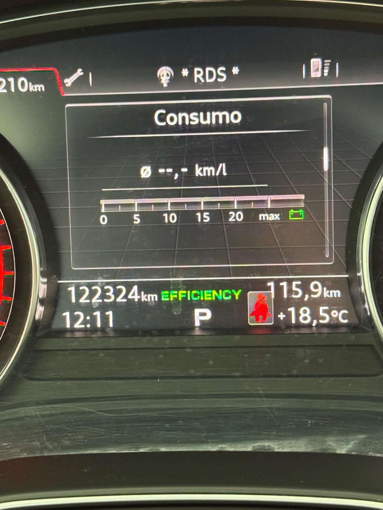 Audi Q5 40 TDI quattro S tronic Business Sport