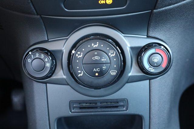 FORD Fiesta 1.2 60CV Benz.GPL 5Porte Titanium per NEOPATENTATI