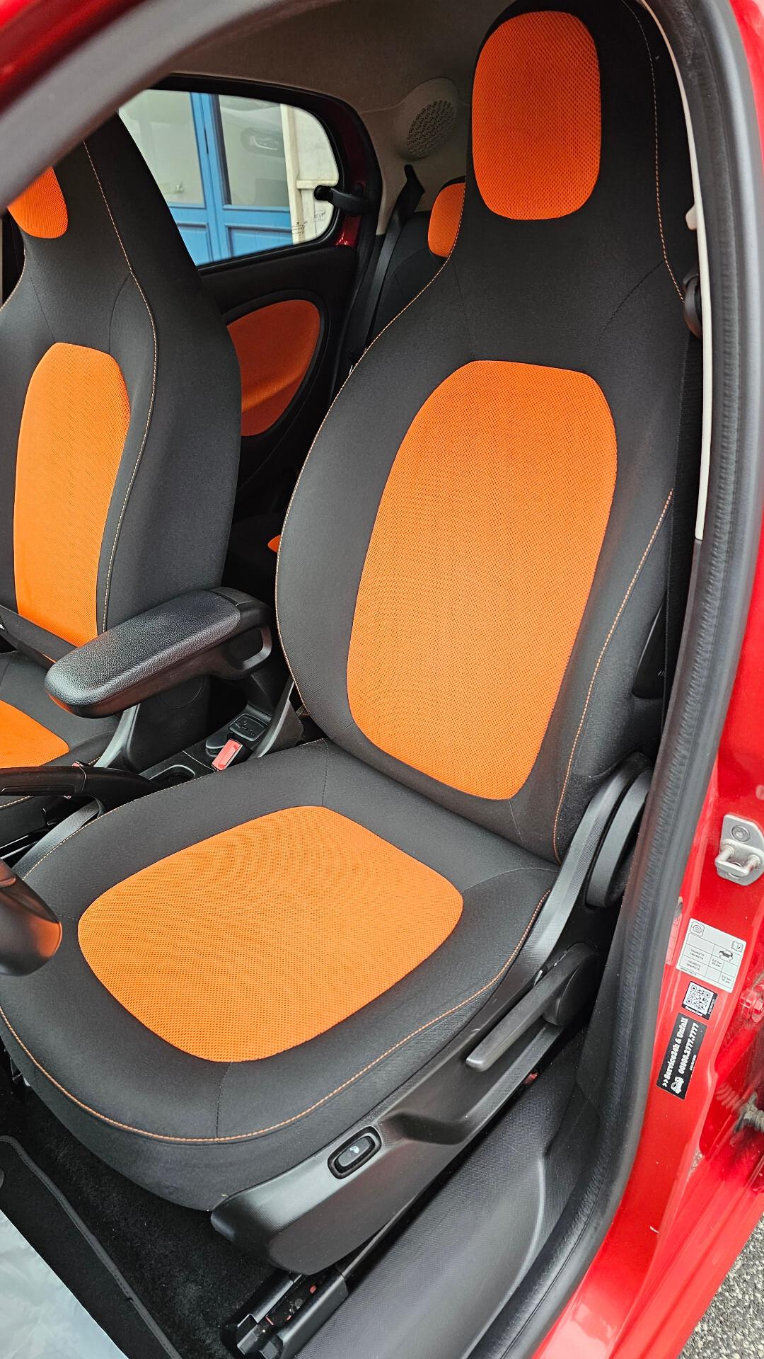 Smart ForFour 90 0.9 Turbo twinamic Passion NAV ANDROID JBL TAGL UFF LED RETROCAM