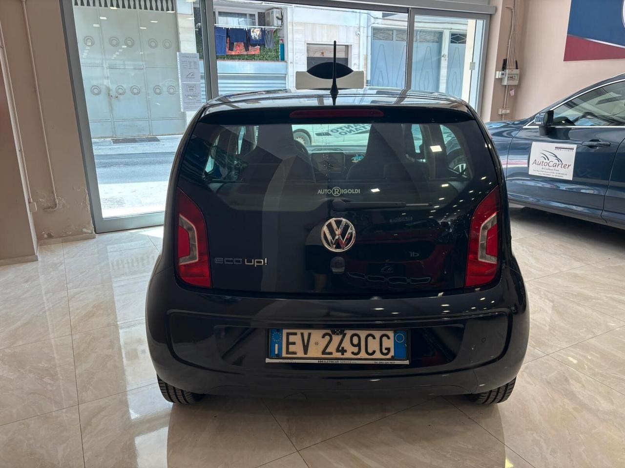 Volkswagen up! 1.0 METANO **64.000 KM ***