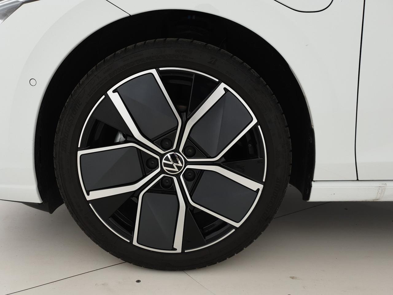 Volkswagen Golf 1.5 tsi ehybrid style 204cv dsg