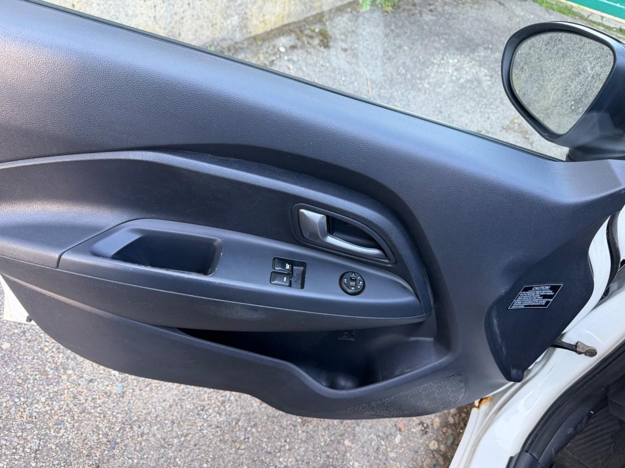 Kia Rio 1.1 CRDi WGT 5p. LX