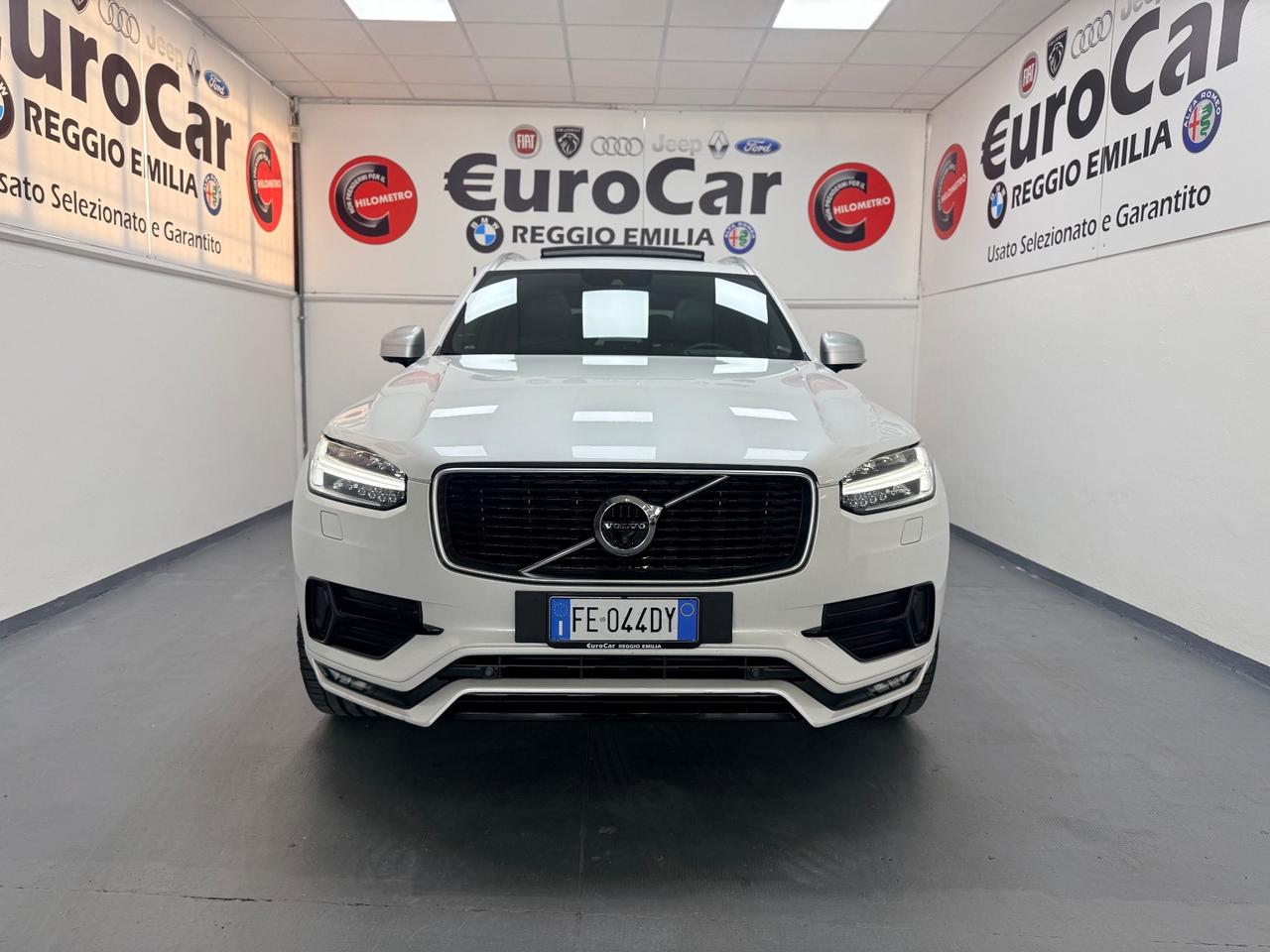 Volvo XC90 D5 2.0 224CV AWD Geartronic 7 posti R-design 05/2016 EURO 6B