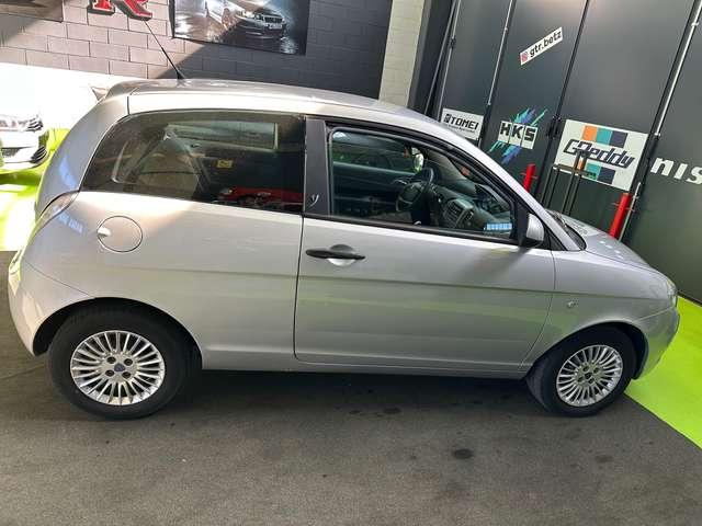 Lancia Ypsilon 1.2 8v 60cv --SOLO 71.700KM--