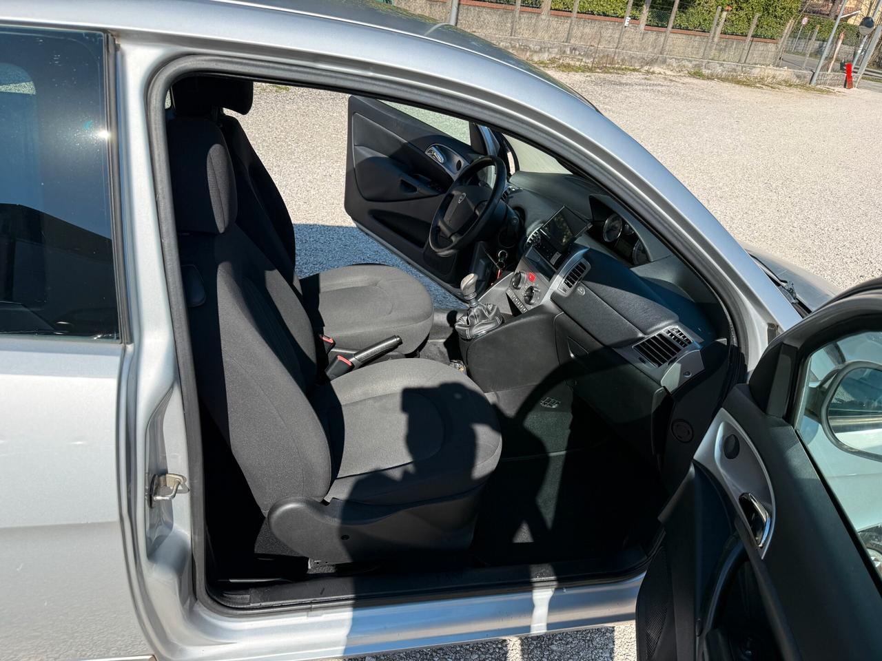 Lancia Ypsilon 1.4 77 CV Diva GPL