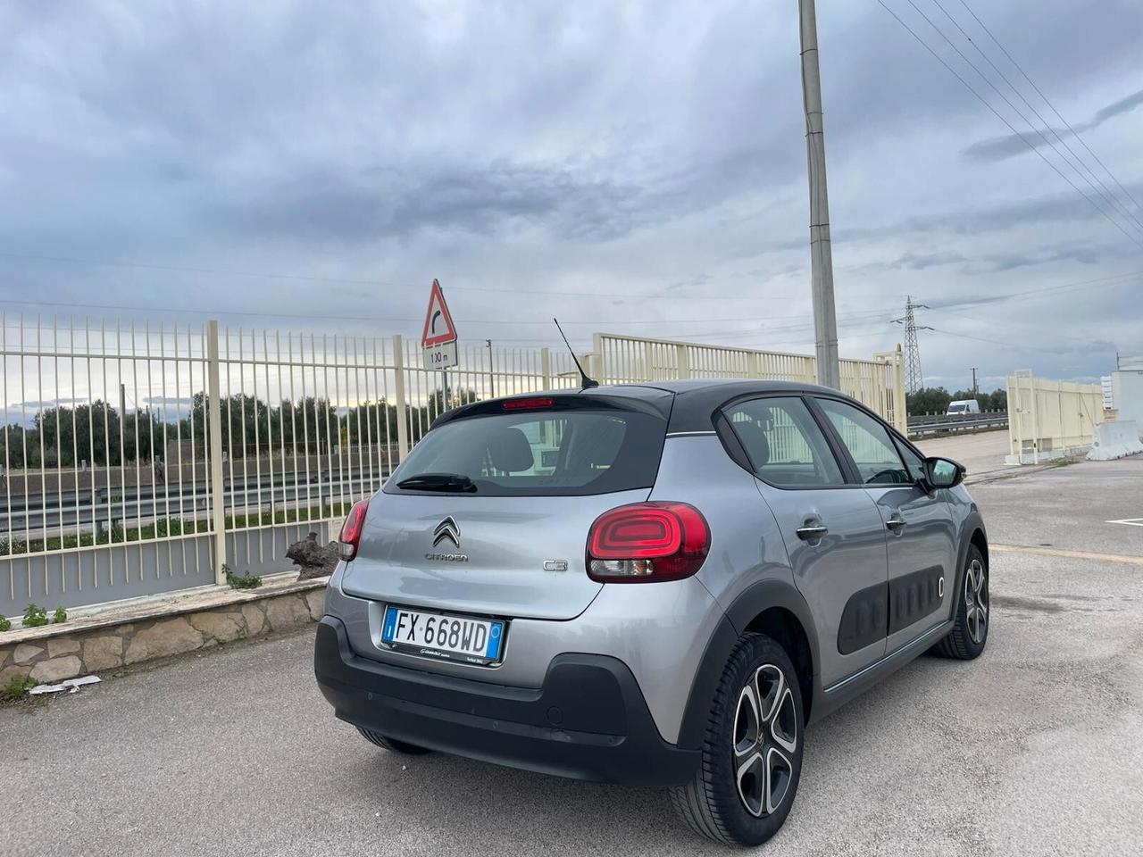 CITROEN C3 BlueHDi 100 S&S Shine