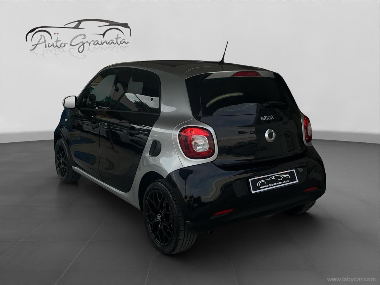 SMART forfour 70 1.0 twinamic Passion AUTOMATICA CON SOLI 65.000KM!
