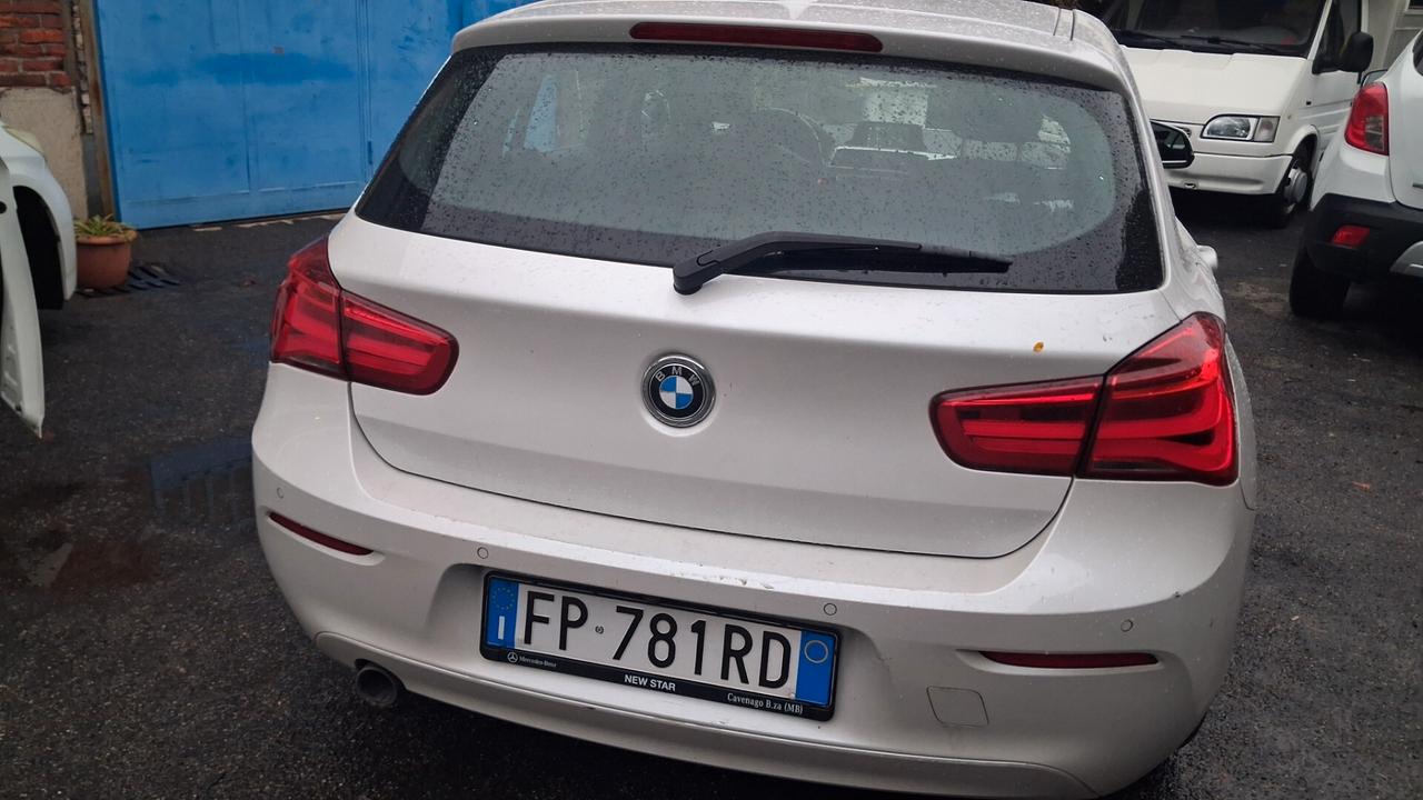 Bmw 116 116d 5p. Advantage
