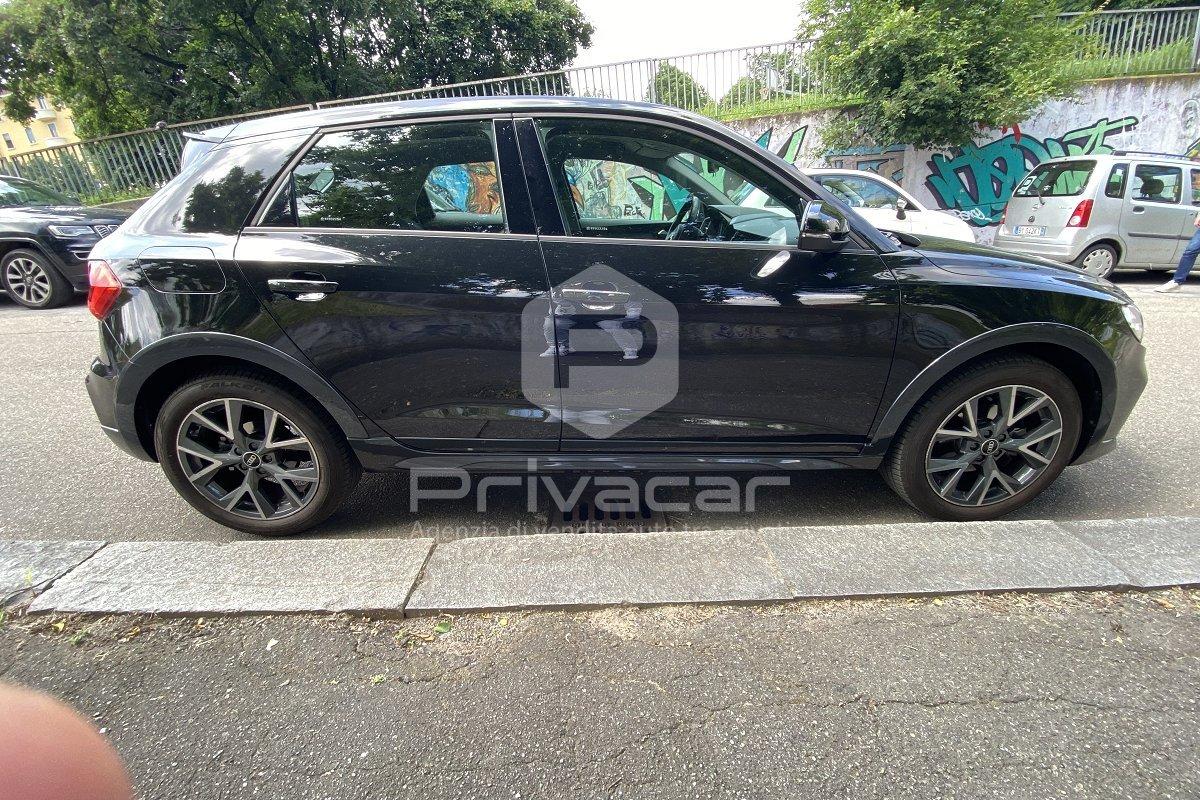 AUDI A1 citycarver 30 TFSI Admired