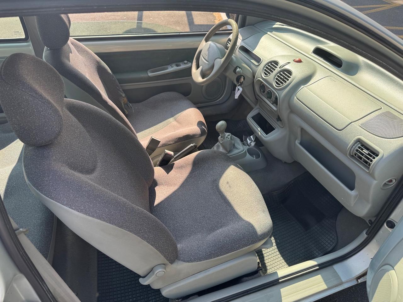Renault Twingo 1.2i cat Privilège