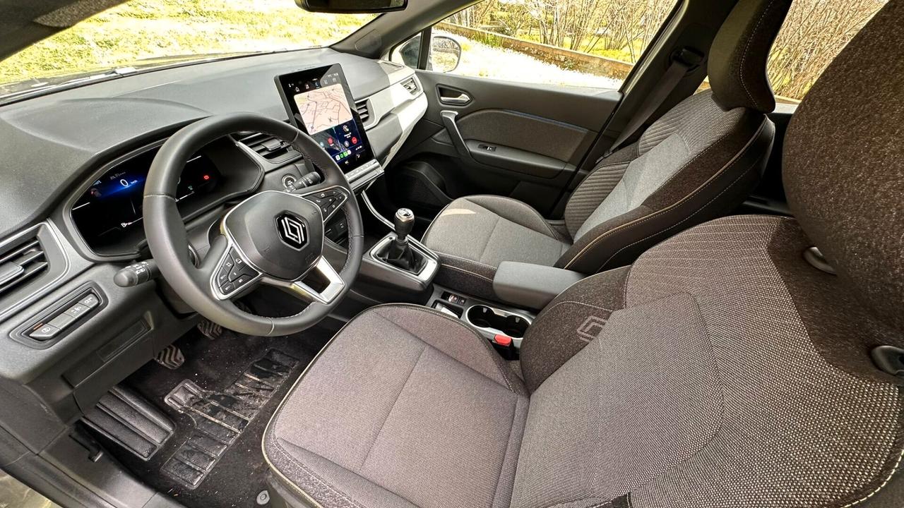 Renault Captur 1.0 TCe 90CV Techno 2025 8.800KM GPL Leggi testo