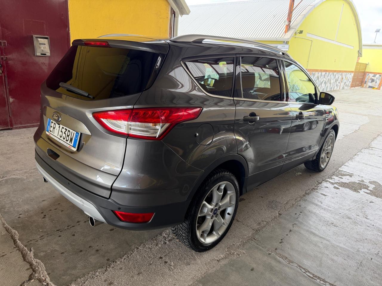 Ford Kuga 2.0 TDCI 4WD Titanium Full Optional