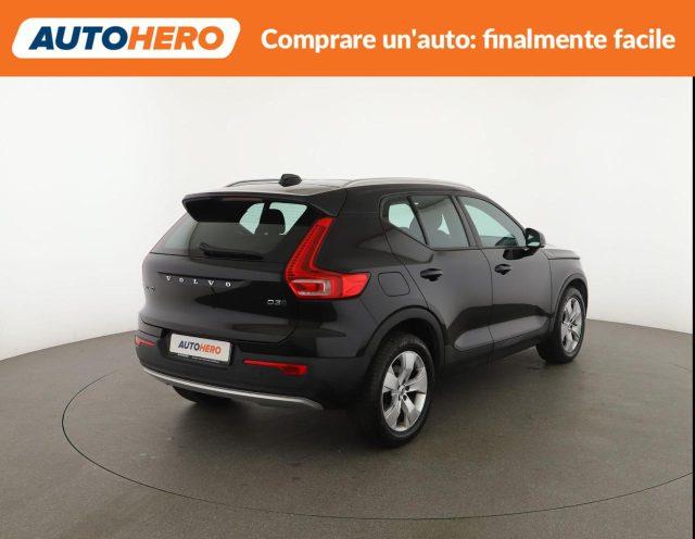 VOLVO XC40 D3 AWD Geartronic Momentum Pro