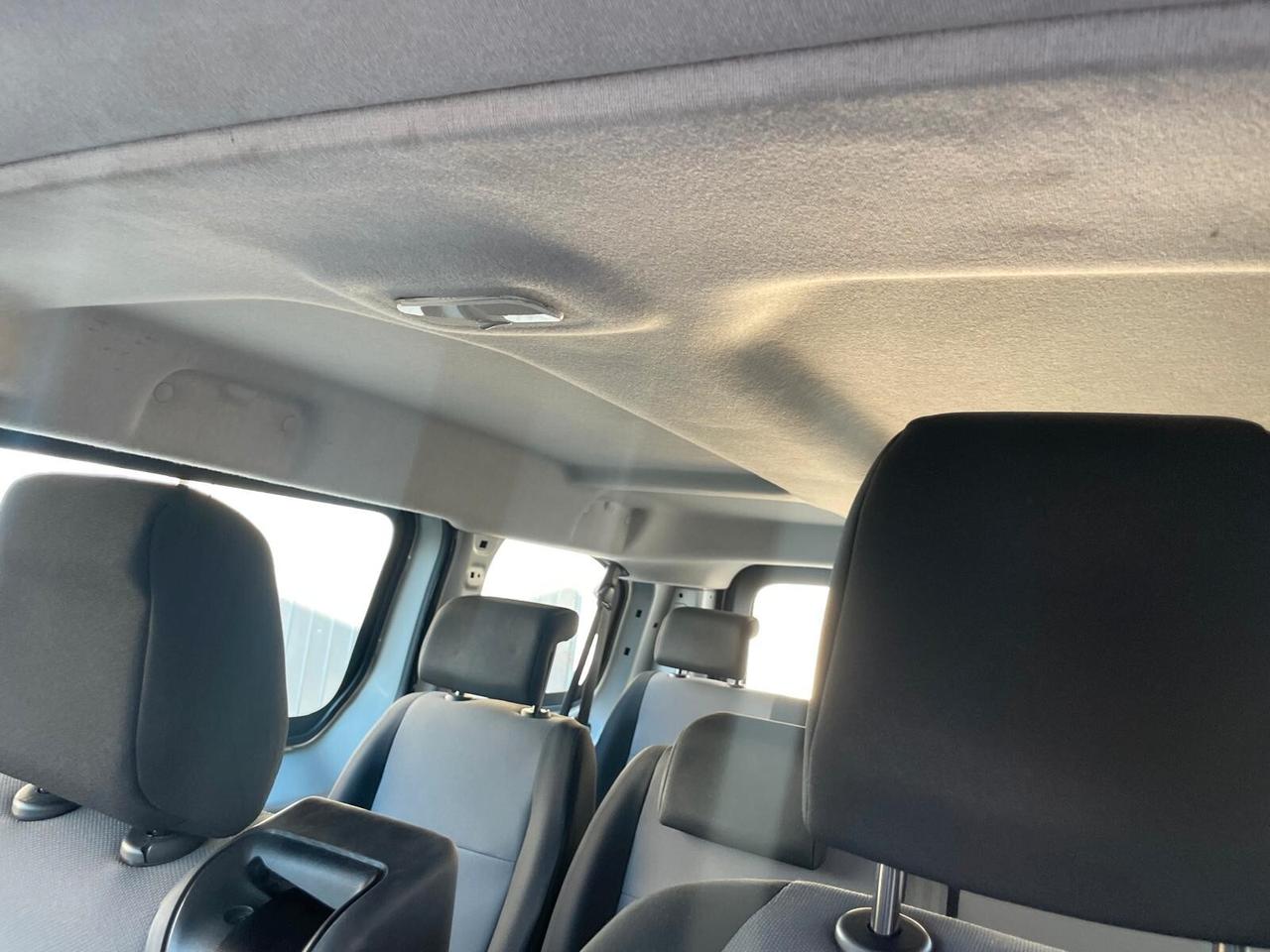 Peugeot Expert BlueHDi 115 S&S PL-TN Combi Standard 9 POSTI
