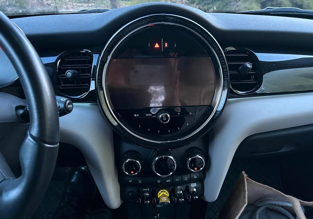 Mini Full Electric Cooper SE Yours