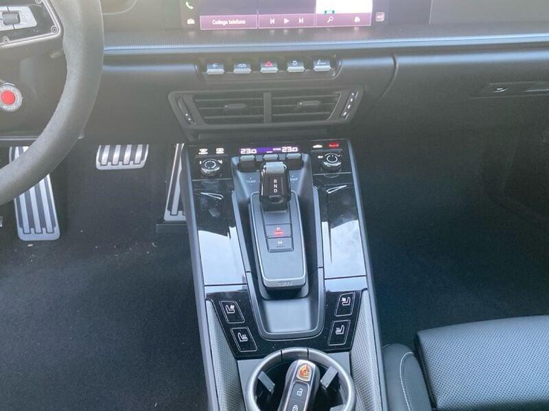 Porsche 911 911 Carrera 4 GTS 541 CV (992.2)