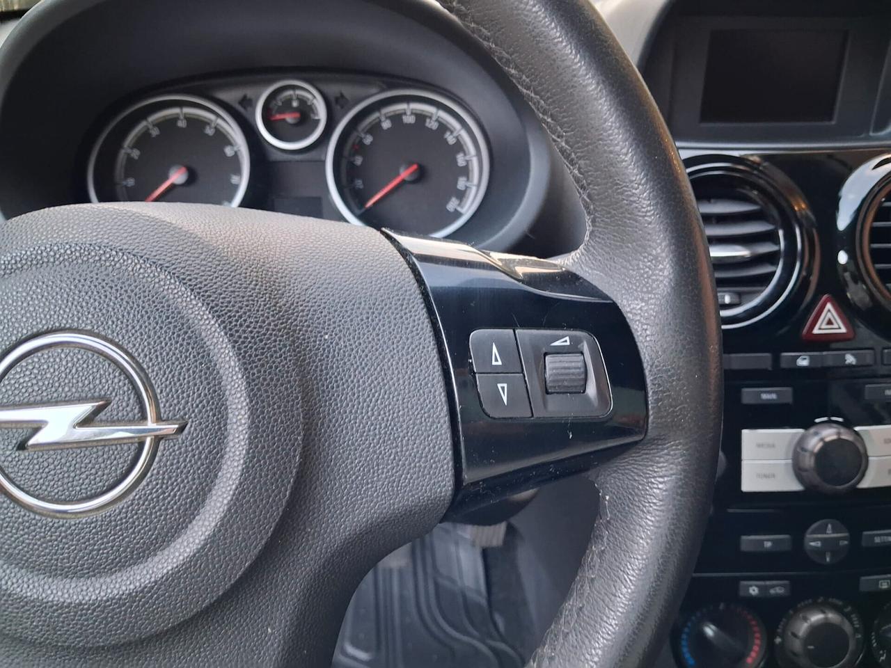 Opel Corsa 1.2 85CV 5 porte GPL-TECH Edition