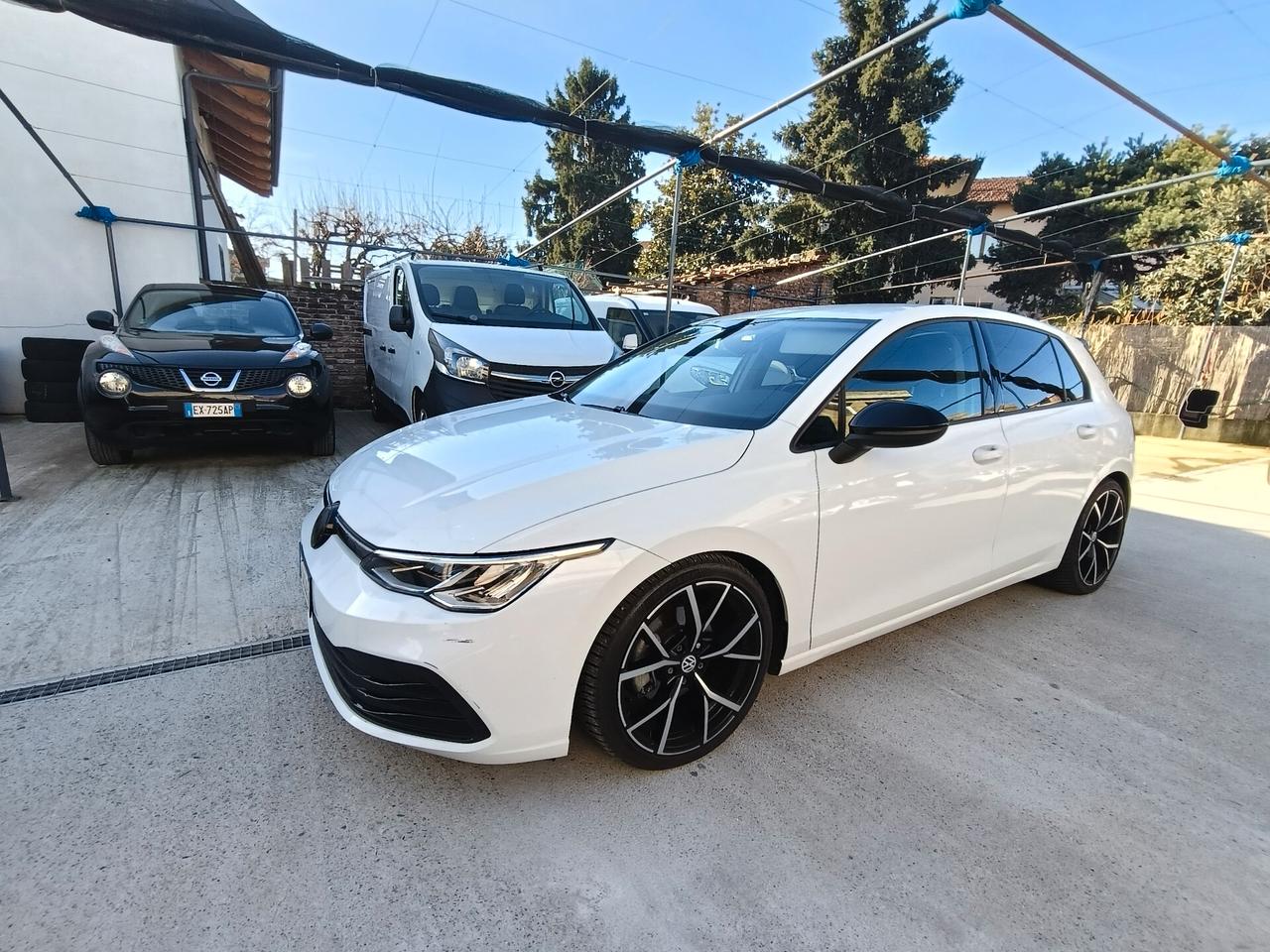 Volkswagen Golf 1.5 eTSI 150 CV EVO ACT DSG R-Line