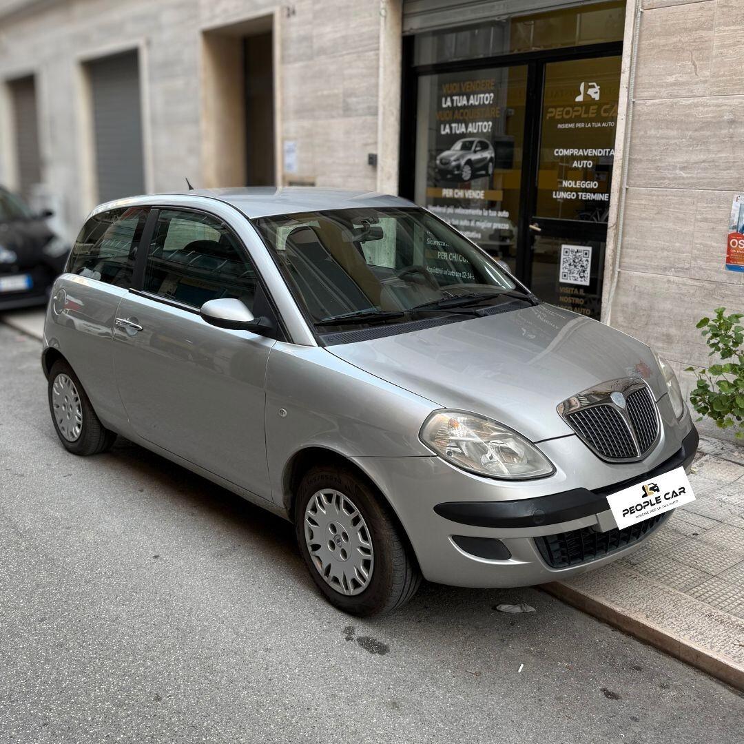 Lancia Ypsilon 1.3 Multijet 16V Platino