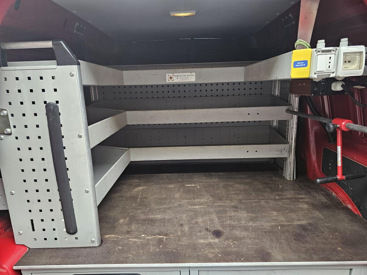 Volkswagen Caddy 2.0 TDI 110 CV 4Motion Furgone Allestito Officina Mobile