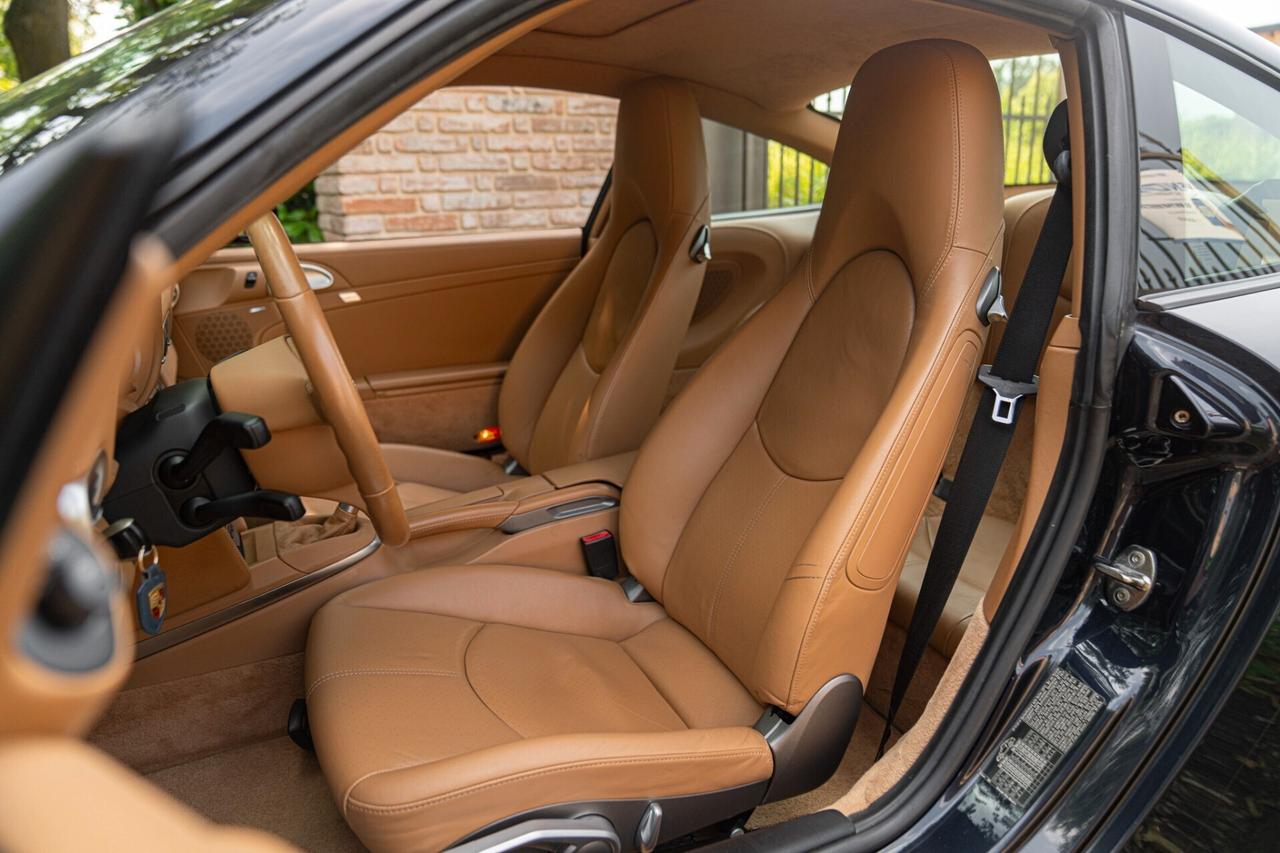Porsche 997 (911) CARRERA S - RDS01990