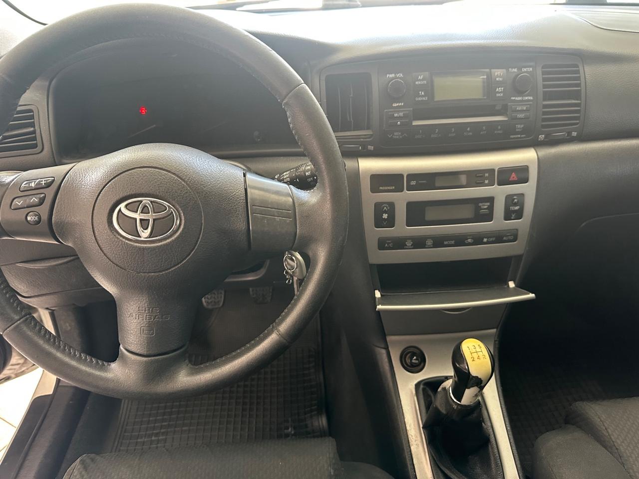 Toyota Corolla 2.0 16V D-4D 5 porte Sol