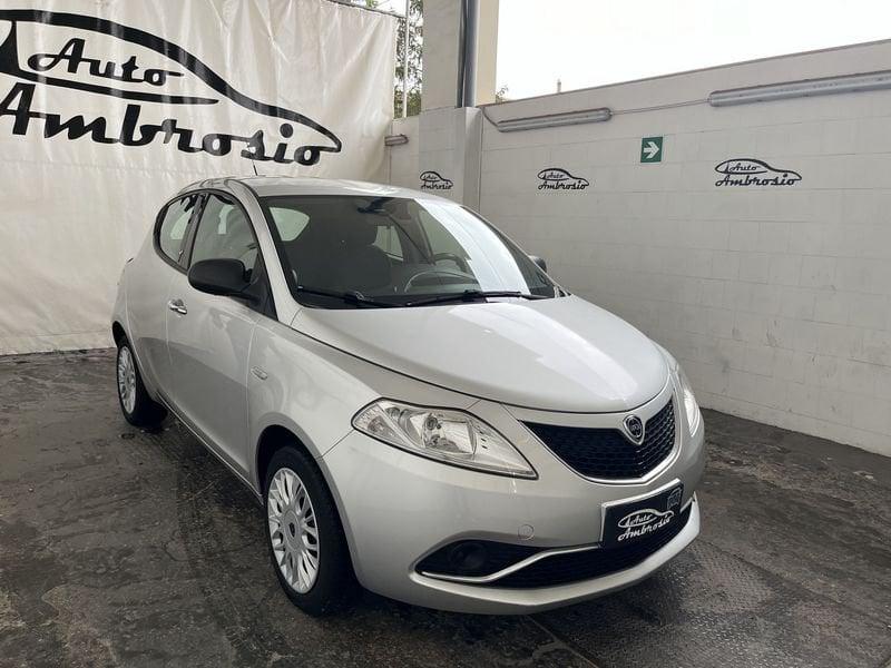 Lancia Ypsilon Ypsilon 1.2 69 CV 5 porte tua da 79,00 euro al mese