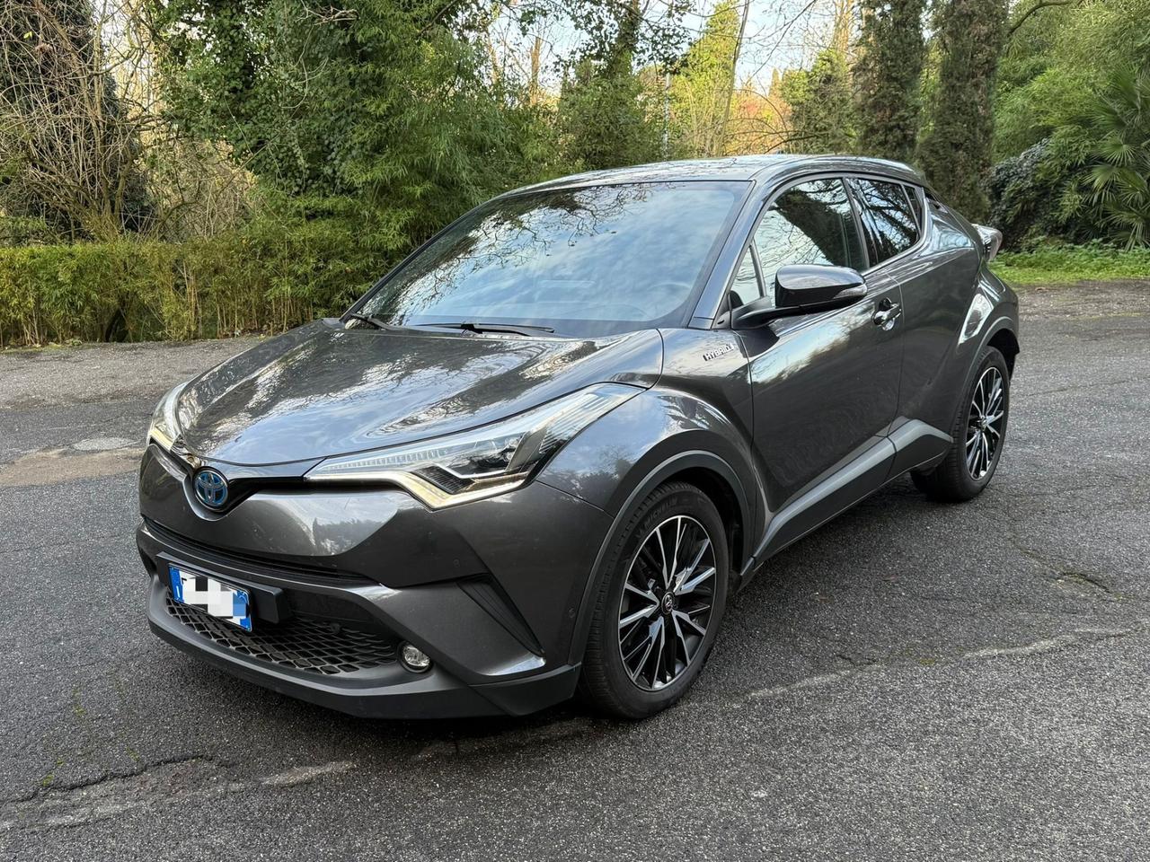 Toyota C-HR 1.8 Hybrid E-CVT Business