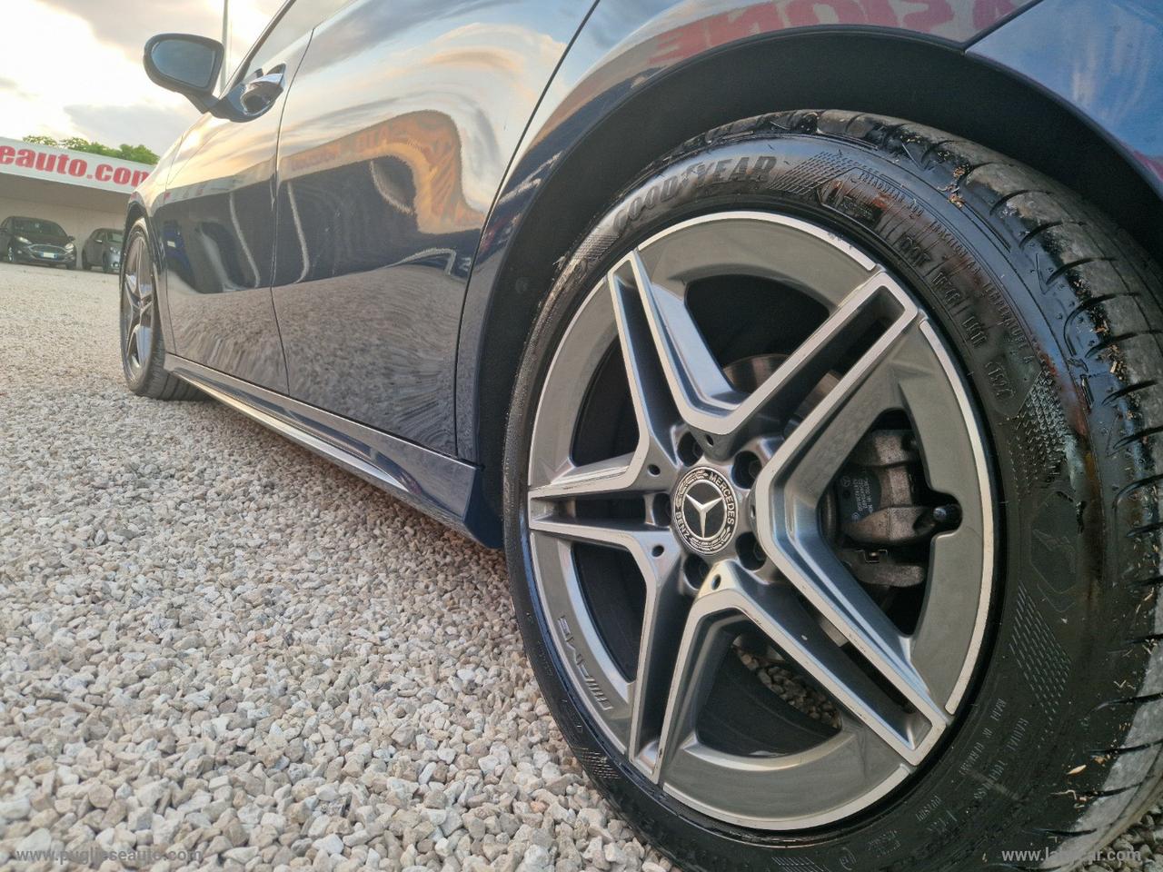 MERCEDES-BENZ A 180 d Automatic Premium