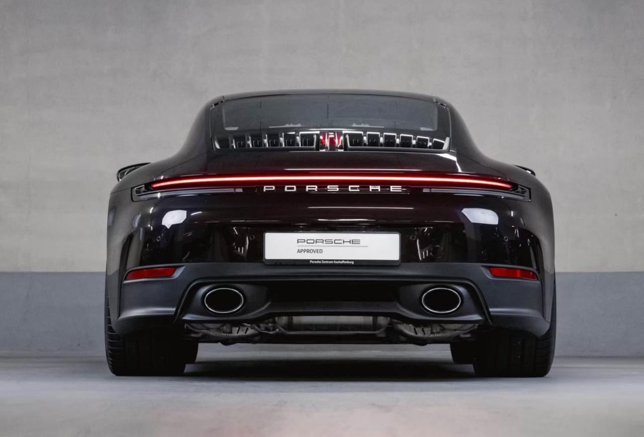 PORSCHE 992 Carrera 394cv*CONSEGNA 30 GIORNI*IVA DET