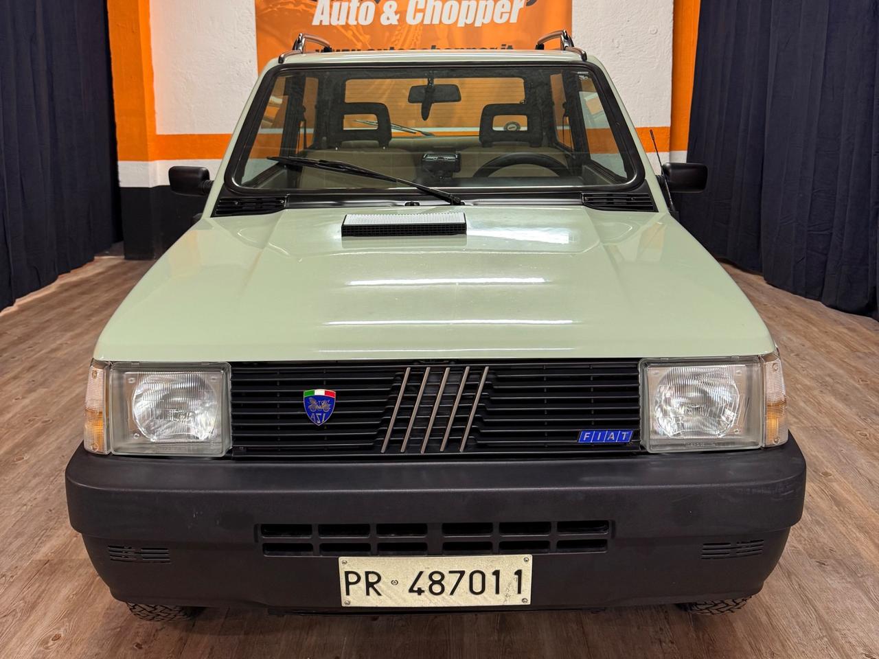 MERAVIGLIOSA PANDA 4 × 4 IN CONDIZIONI DA VETRINA ISCRITTA AS
