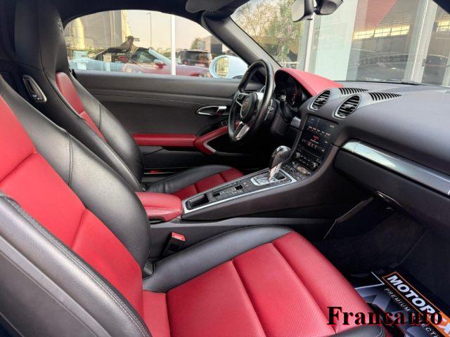 PORSCHE 718 Spyder 2.0 pdk