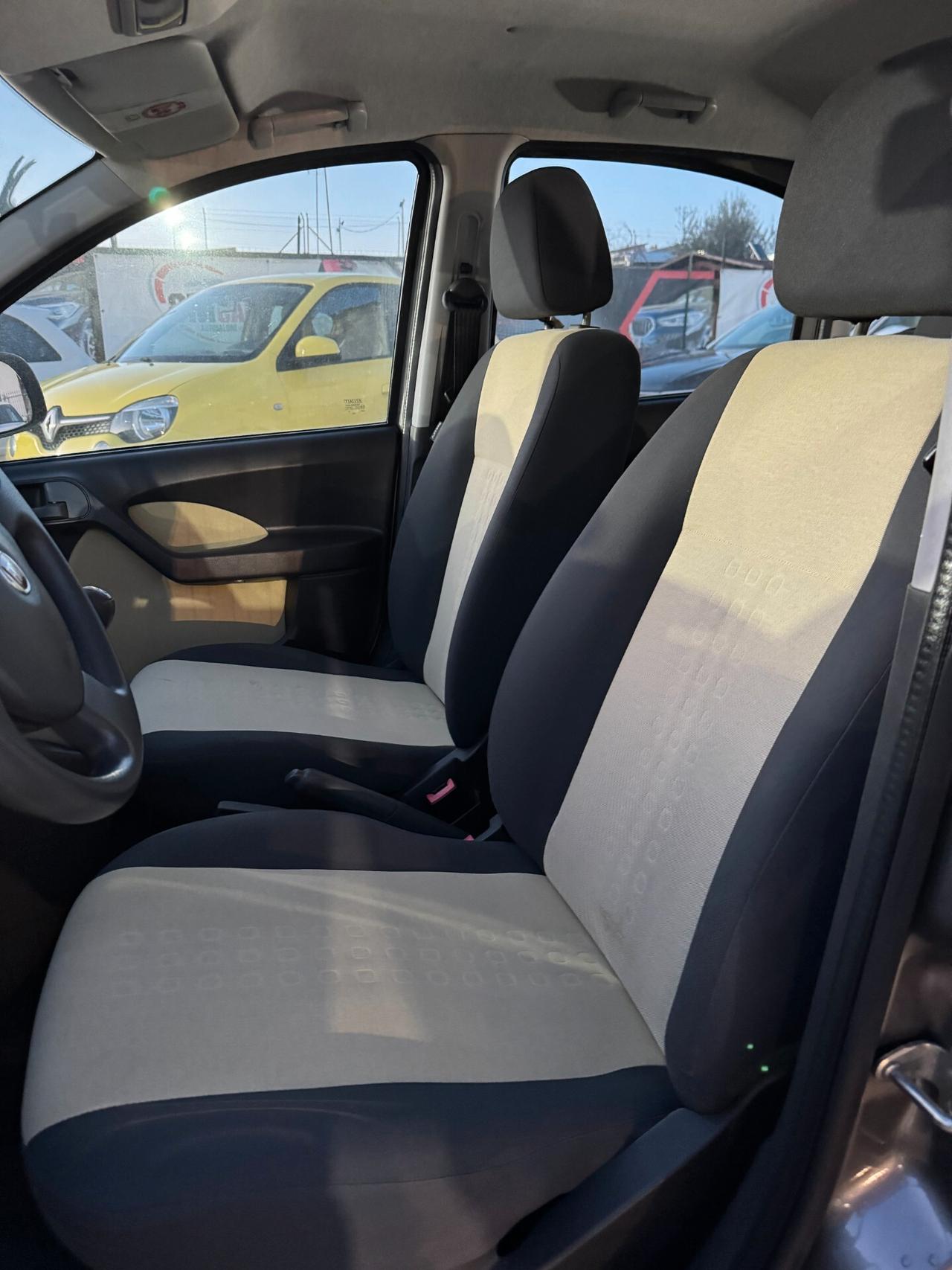 Fiat Panda 1.2 Emotion