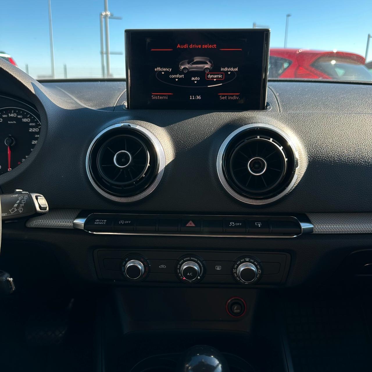 Audi A3 SPB 1.6 TDI clean diesel S tronic Attraction