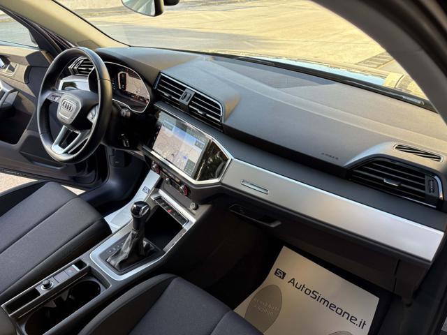AUDI Q3 35 2.0 TDI S tronic Business Advanced COCKPIT