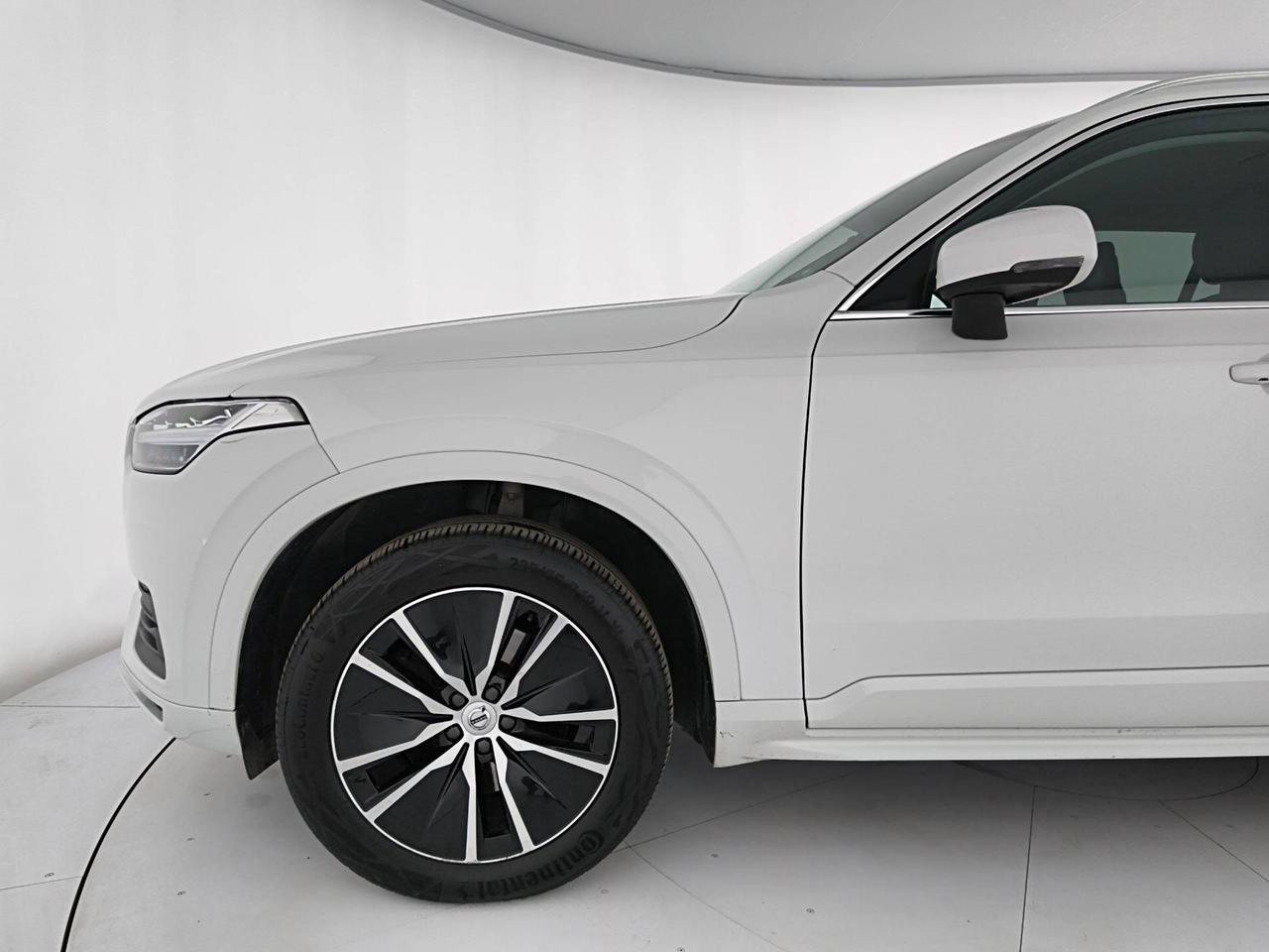 Volvo XC90 2.0 b5 Momentum Pro awd