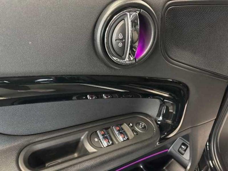 MINI Countryman Mini F60 2020 1.5 One D Essential auto