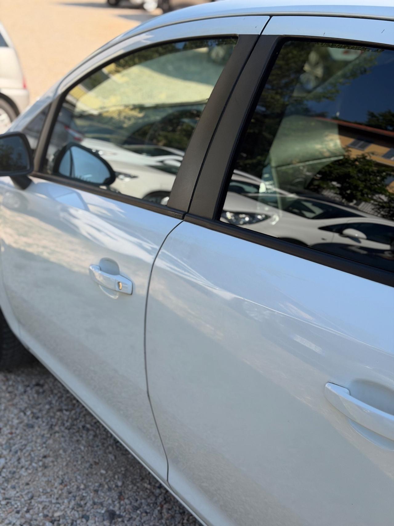 Opel CORSA 1.2 5P COSMO KMCERT NEOPAT UNICOPR