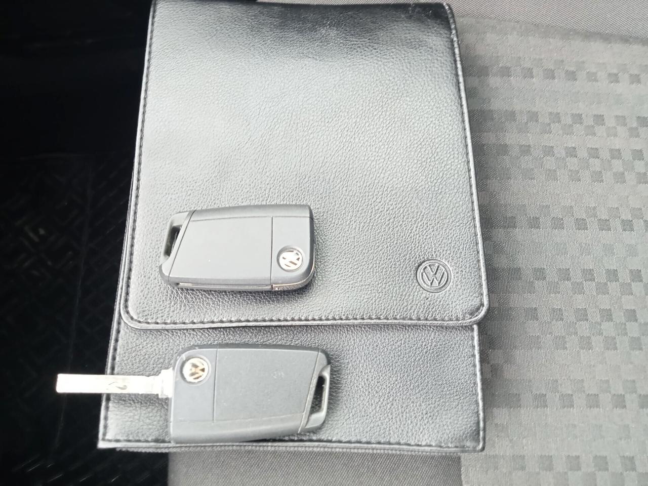 Volkswagen Polo SENZA BS PAGA