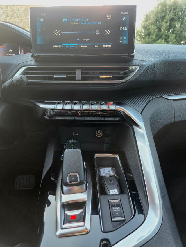 PEUGEOT 3008 BlueHDi 130 S&S Active