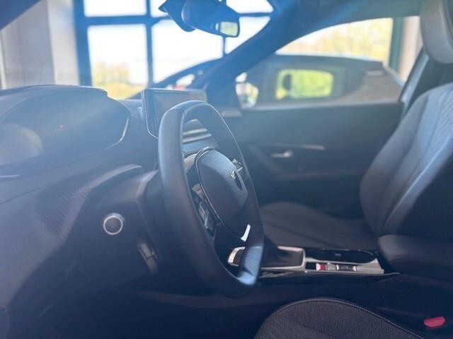 Peugeot 2008 PureTech 100 S&S Allure